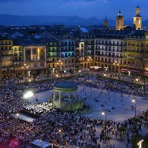 Iraipe Hostal Auto Check-in 2* Pamplona